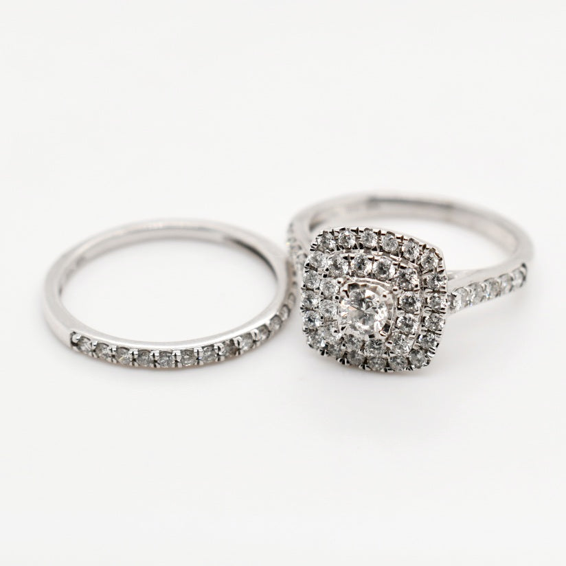 9ct White Gold Cushion with Bband Diamond Ring
