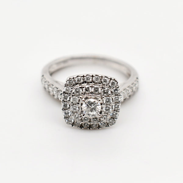 9ct White Gold Cushion with Bband Diamond Ring