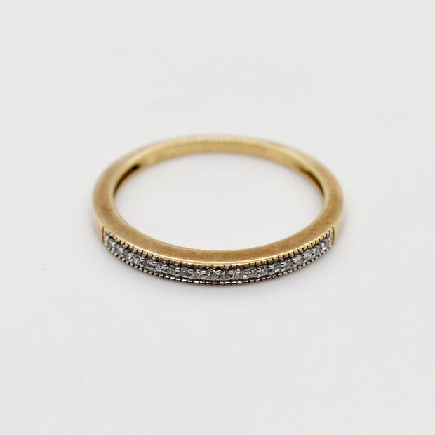 9ct Yellow Gold Diamond Band