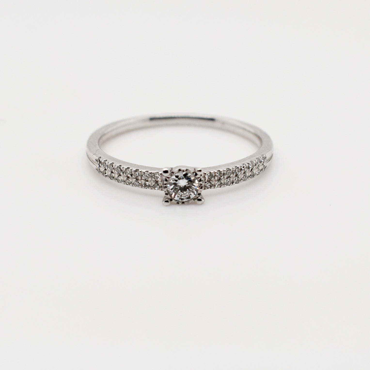 9ct White Gold 4 Claw Diamond Engagement Ring