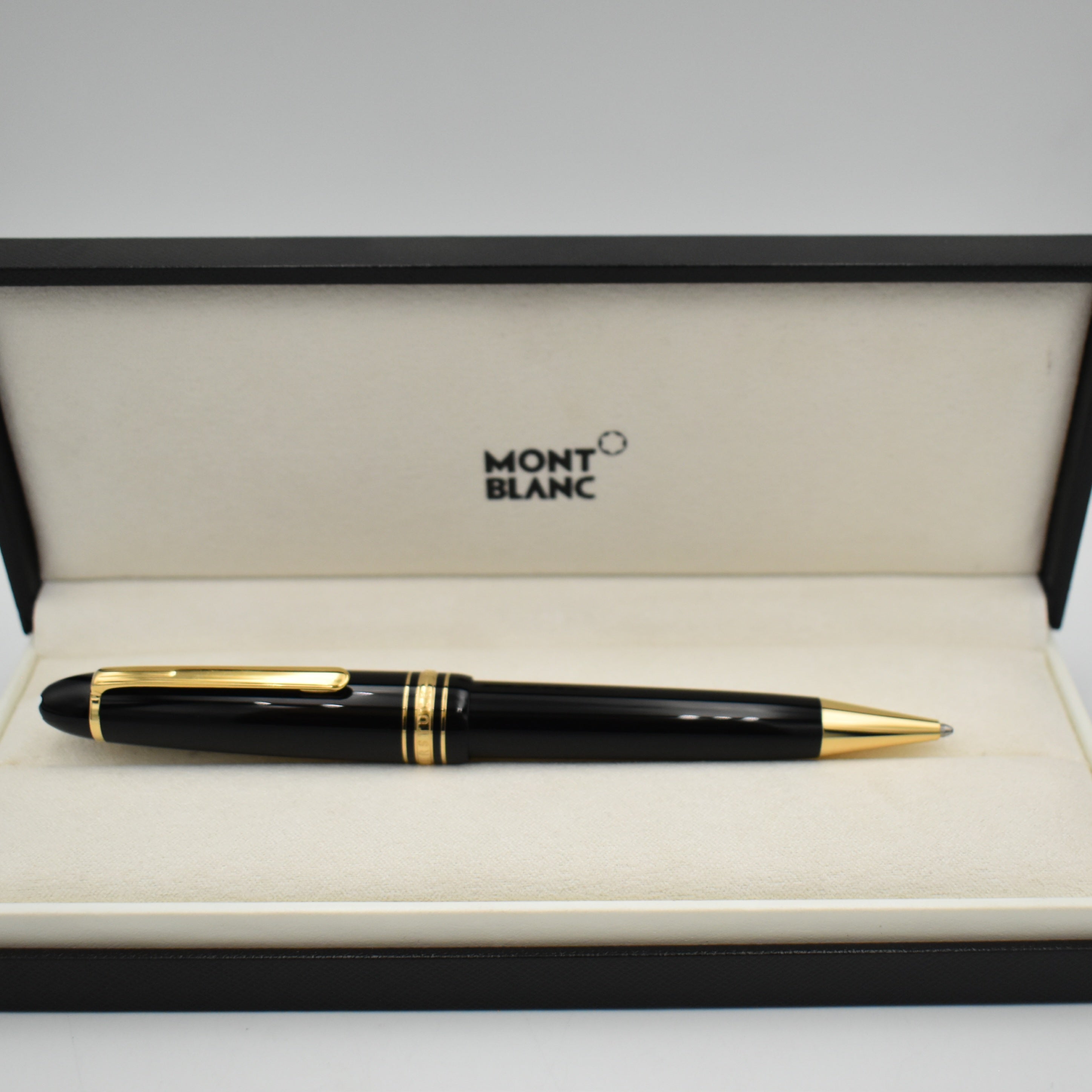 Pre-Owned Montblanc Gold & Black Pen