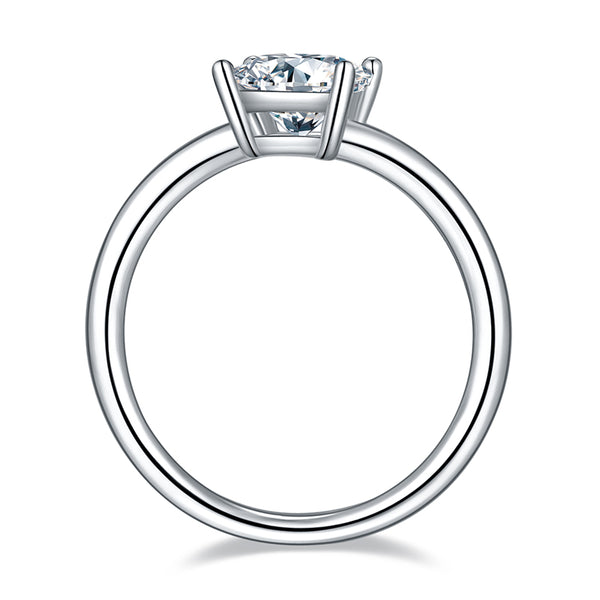 Princess Cut 1ct Solitare Moissanite Ring.