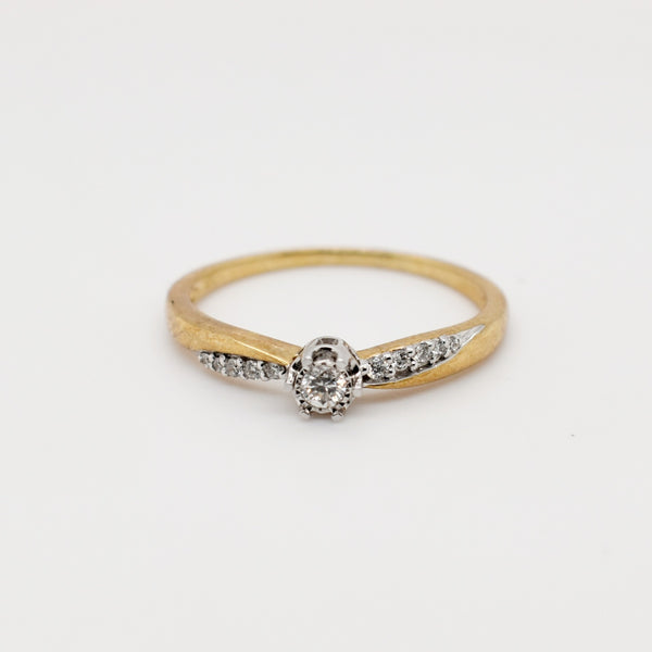 9ct Yellow Gold 6 Claw Diamond Engagement Ring