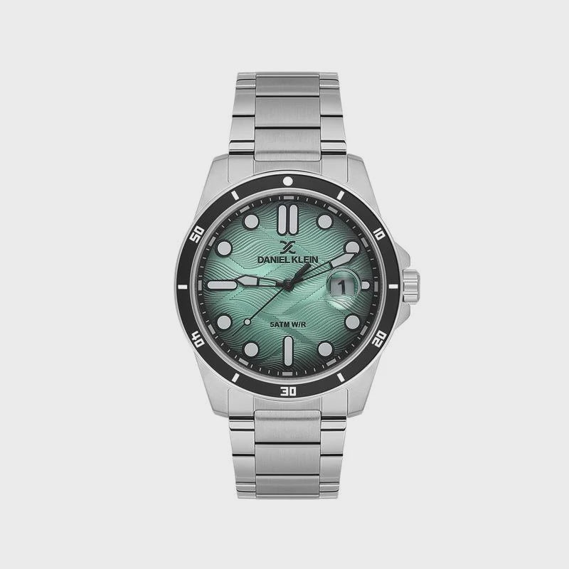 Daniel Klein DK1.14066-4 men's quartz diver watch with textured green dial, 43mm stainless steel case, black rotating bezel, and steel bracelet