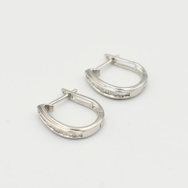 9ct White Gold 0,20ct Baguette Hoop Diamond Earrings