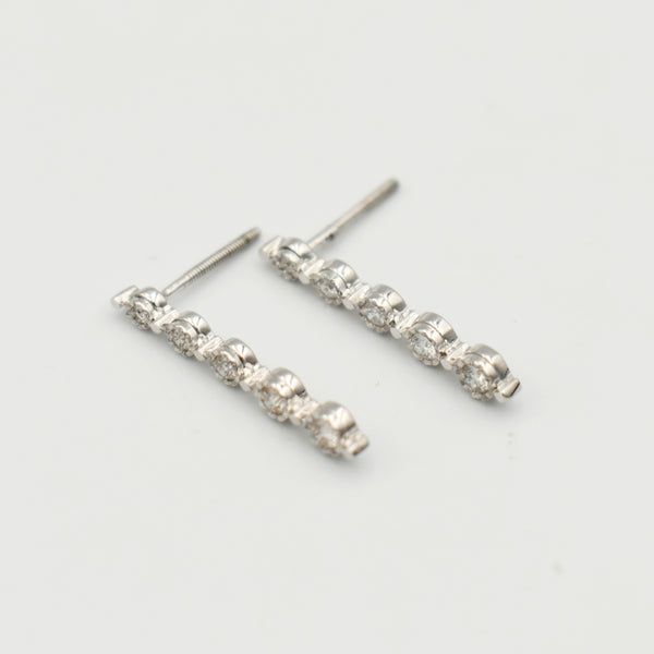 9ct White Gold 0,25ct Drop Diamond Earrings