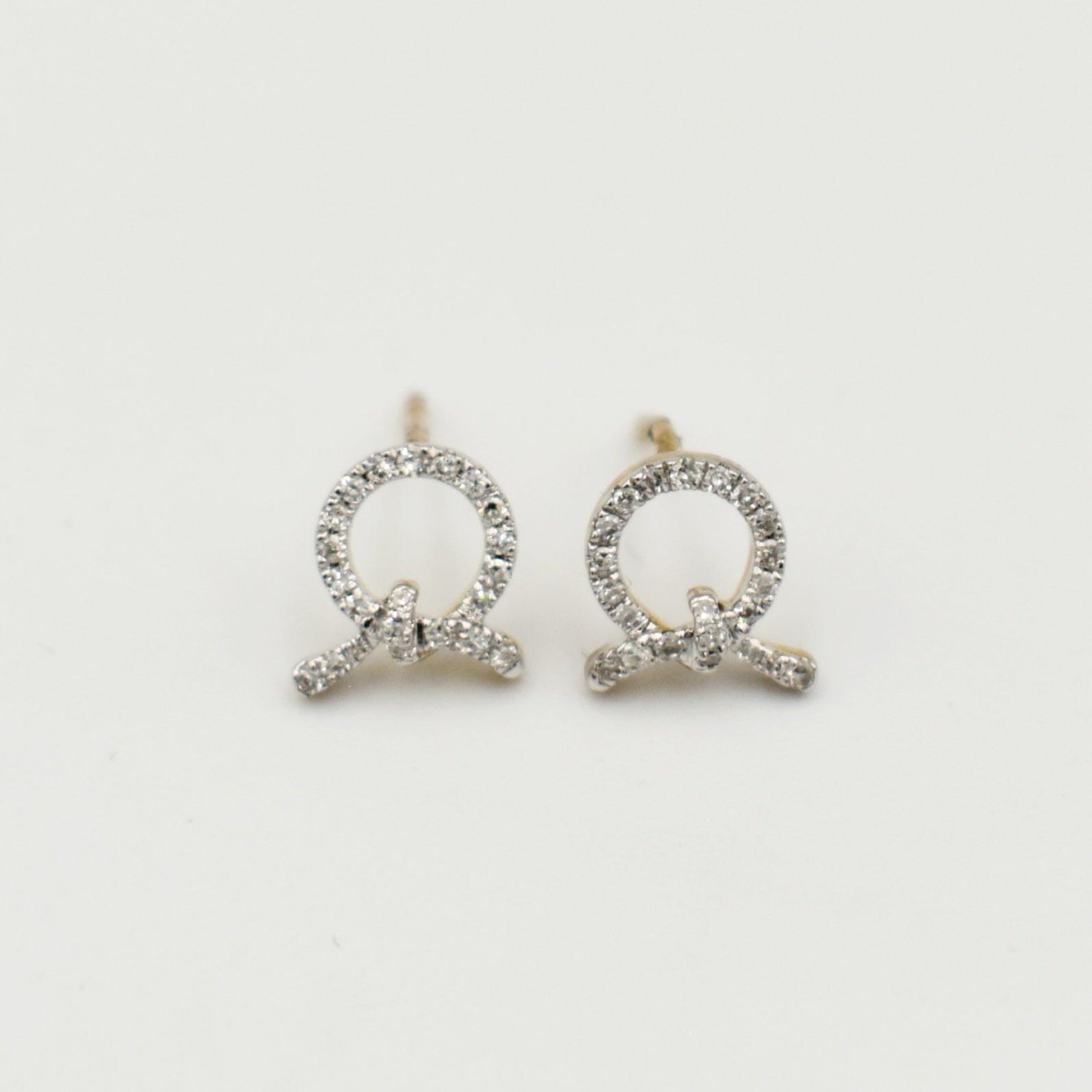 9ct Yellow Gold 0,15ct Stud Diamond Earrings