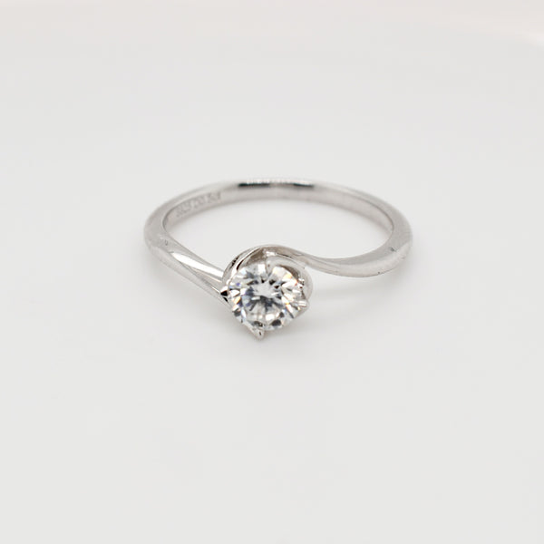 4 Claw 0.5ct Round Dress Moissanite Ring