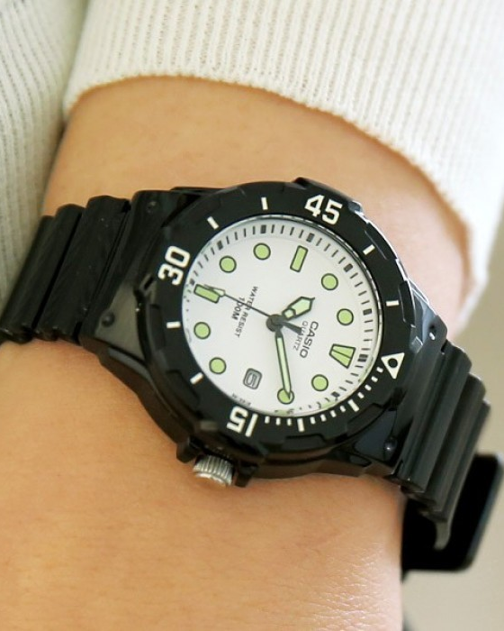 Casio LRW-200H-7E1 Quartz White Dial Diver's Style Black Resin Watch