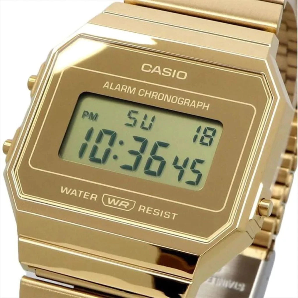 Side profile of the 6mm thick resin case of the Casio A700WEVG