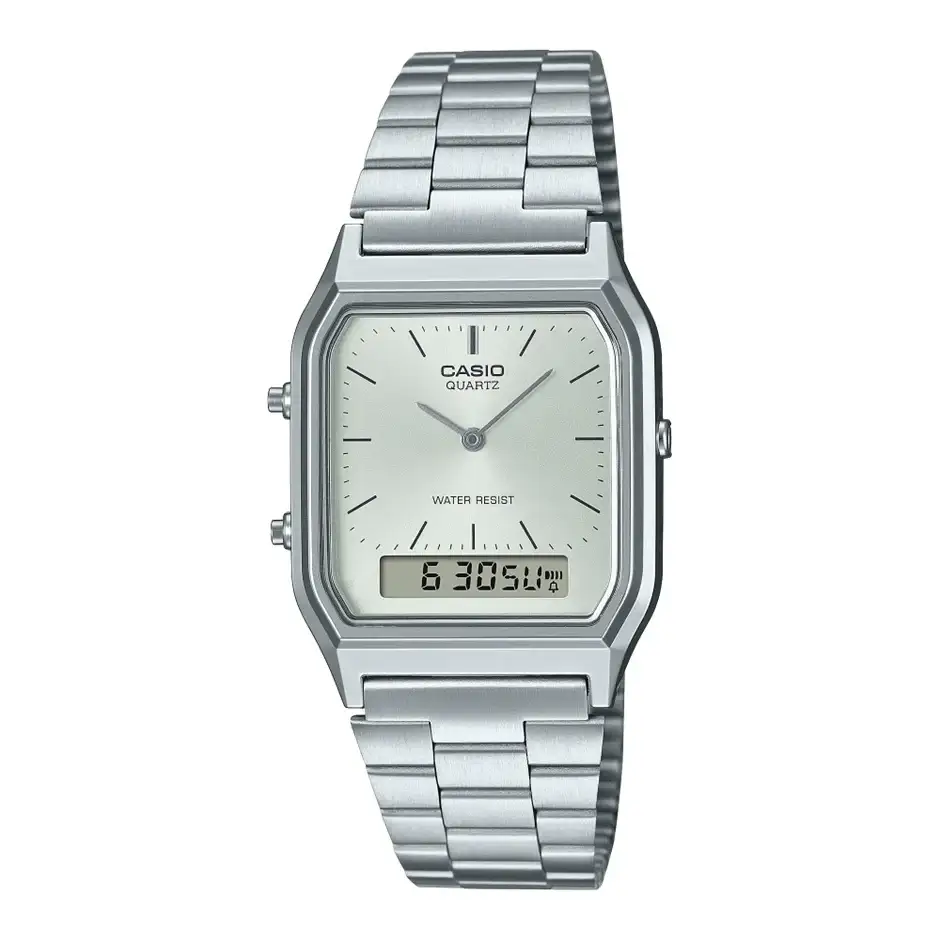 Casio VINTAGE AQ-230A silver dial with baton hands and digital window at 6 o'clock