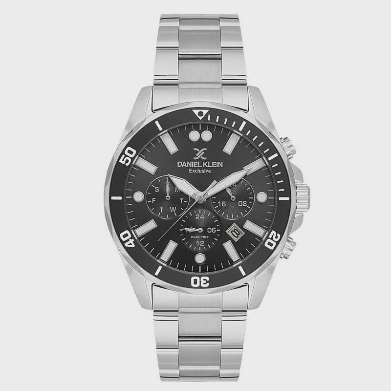 Daniel Klein Exclusive 44mm black dial chronograph with steel bracelet and rotating bezel
