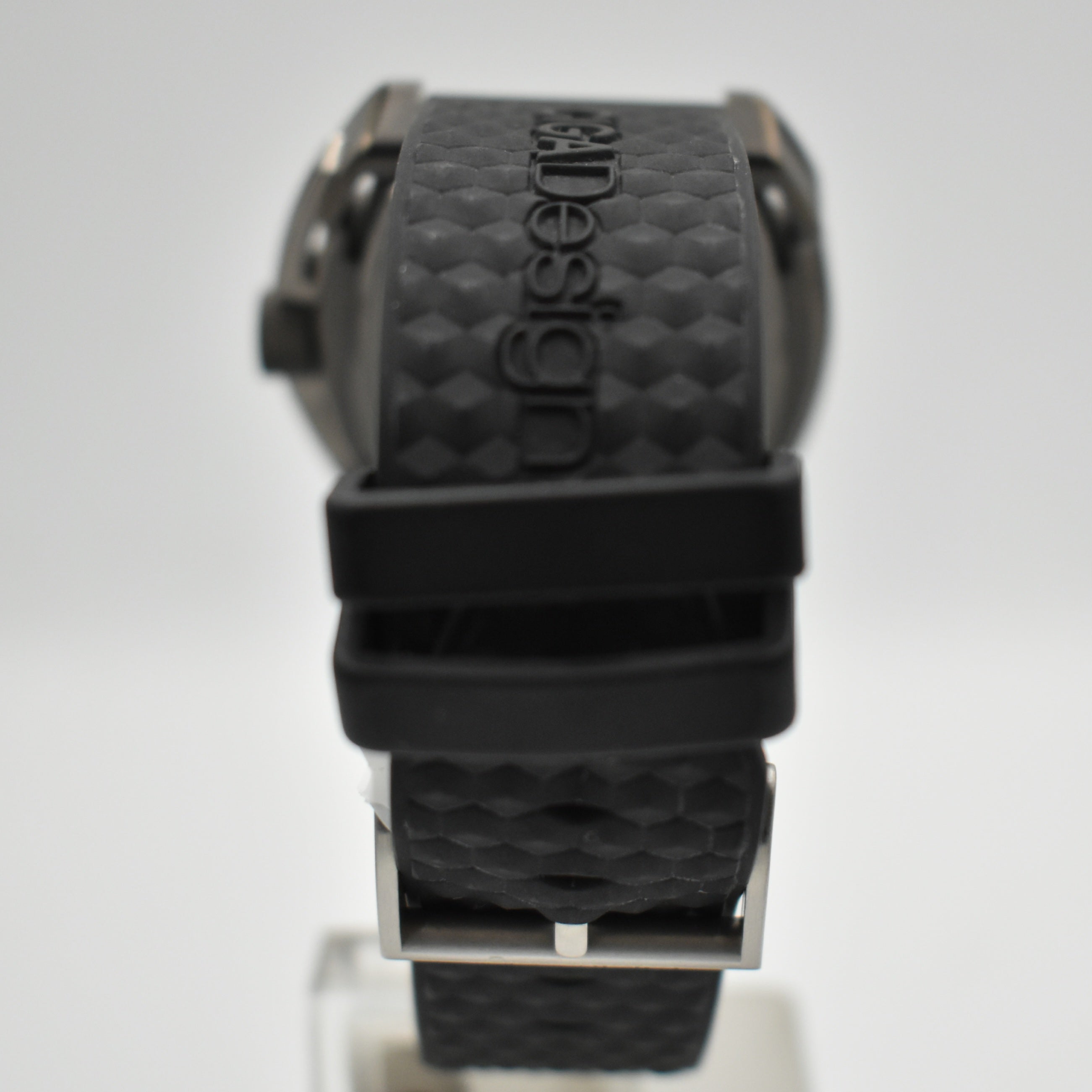 Pre-Owned Ciga Design Z061-IPTI-W5BK