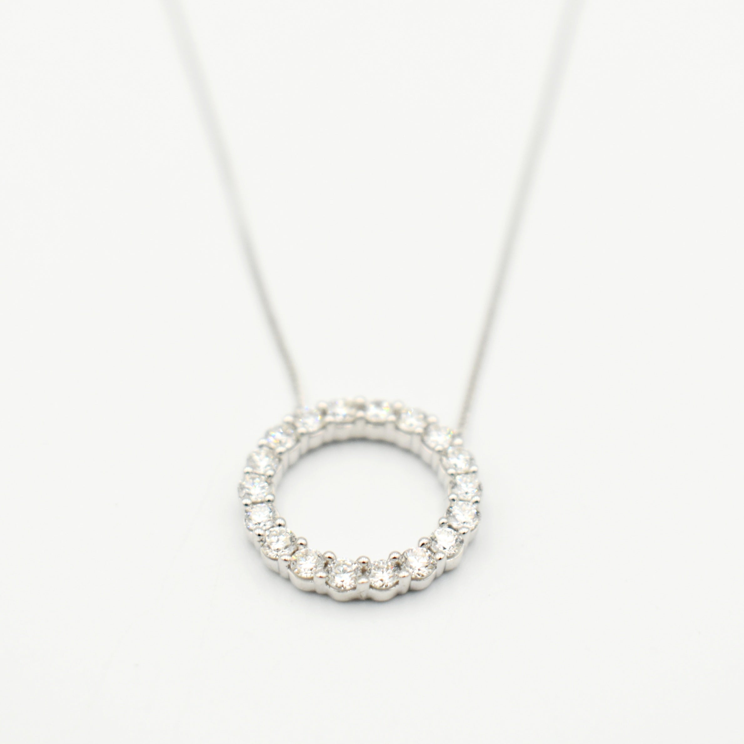 9ct White Gold 0,49ct Lab-Grown Necklace