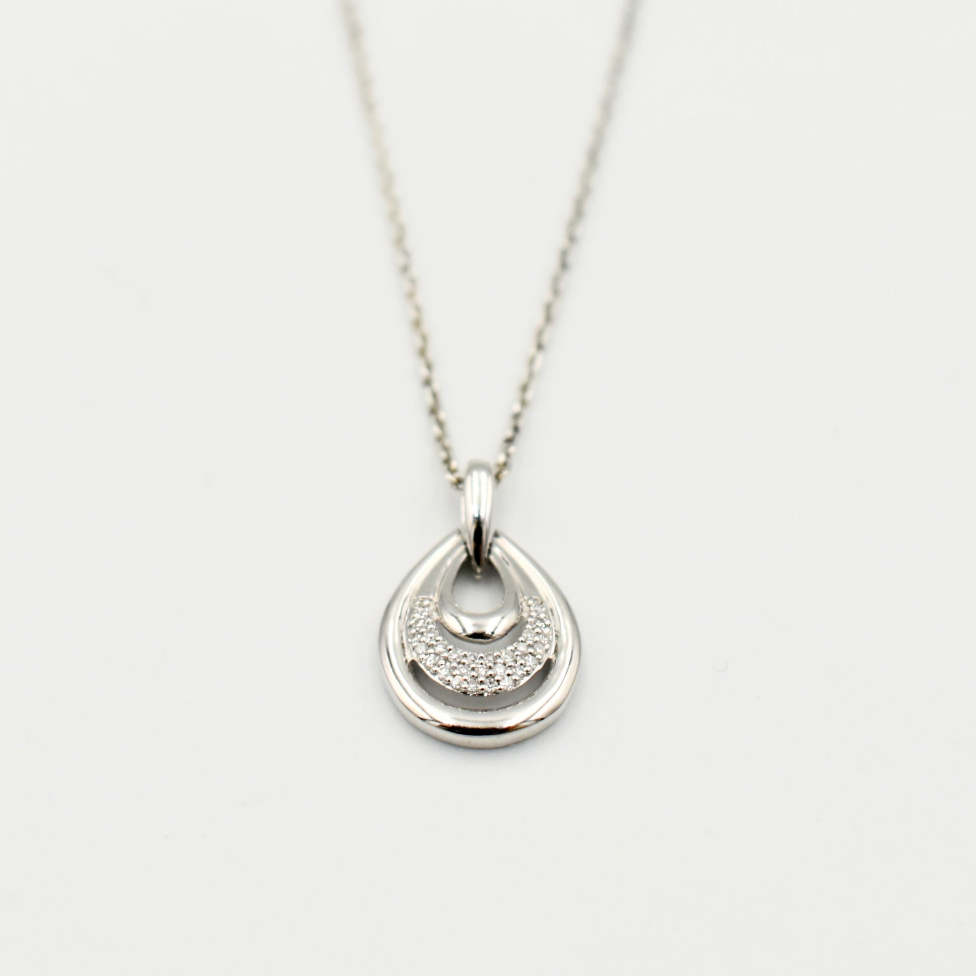 9ct White Gold 0,12ct Diamond Necklace