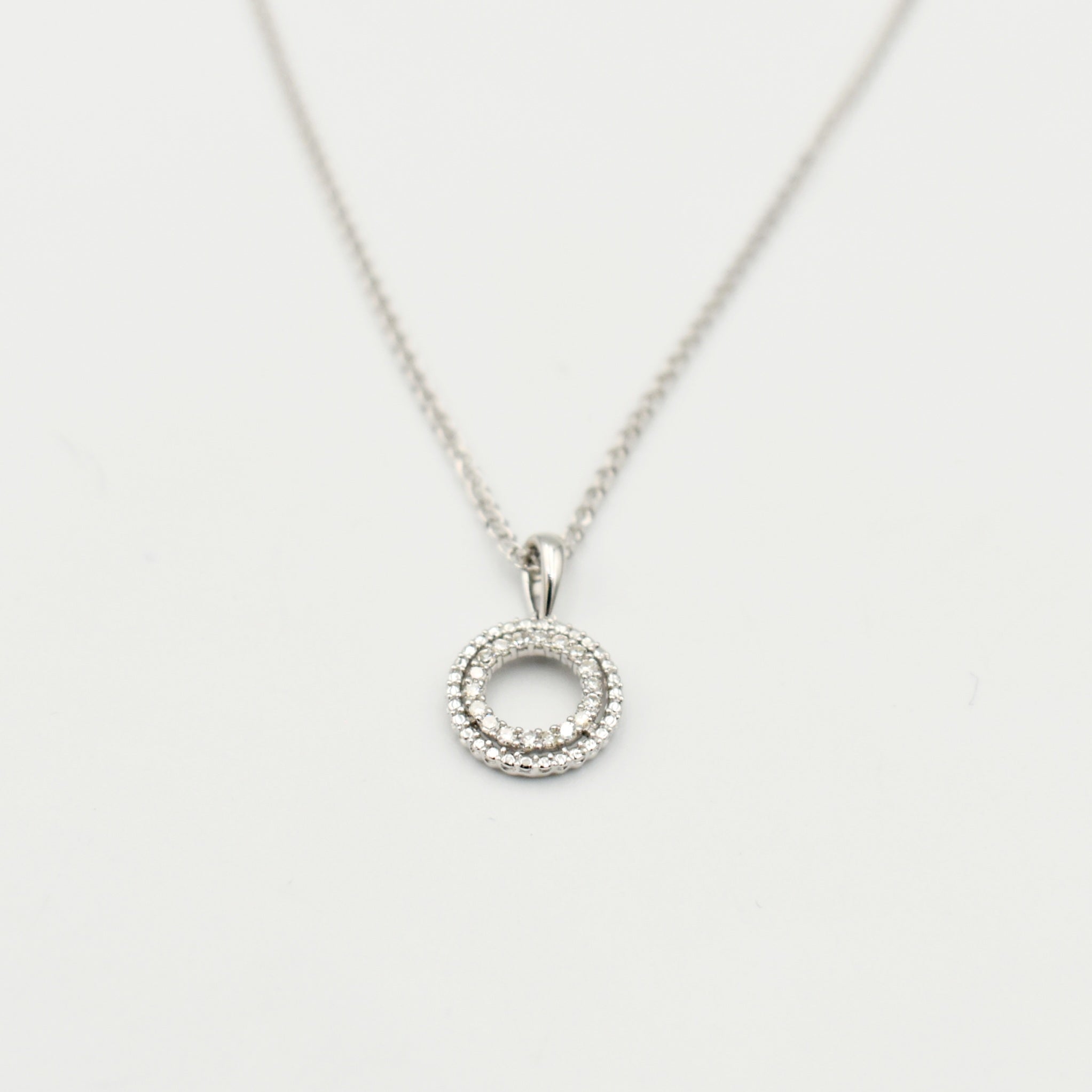 9ct White Gold 0,10ct Diamond Necklace