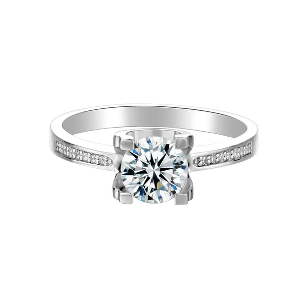 4 Claw 1ct Round Moissanite Ring