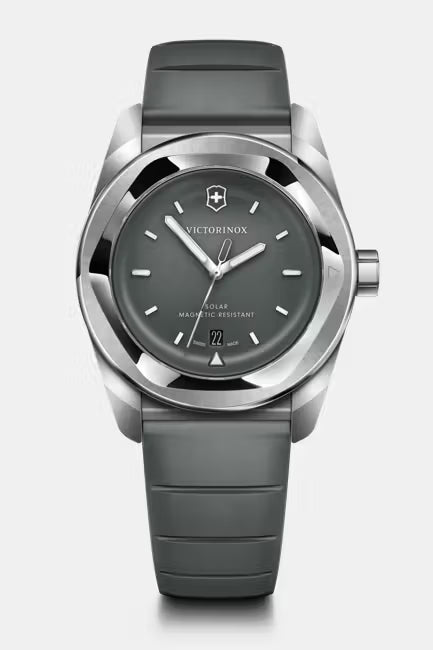 Victorionox Concept One Solar VIC242052