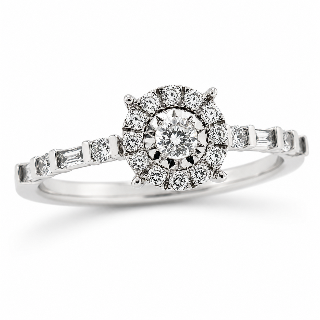 9ct White Gold Cluster Diamond Ring 1102202
