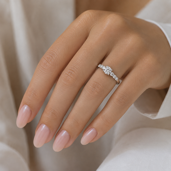 9ct White Gold Double Claw Diamond Ring 1102153