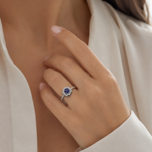 9ct White Gold Tanzanite Flower Diamond Ring 1101929