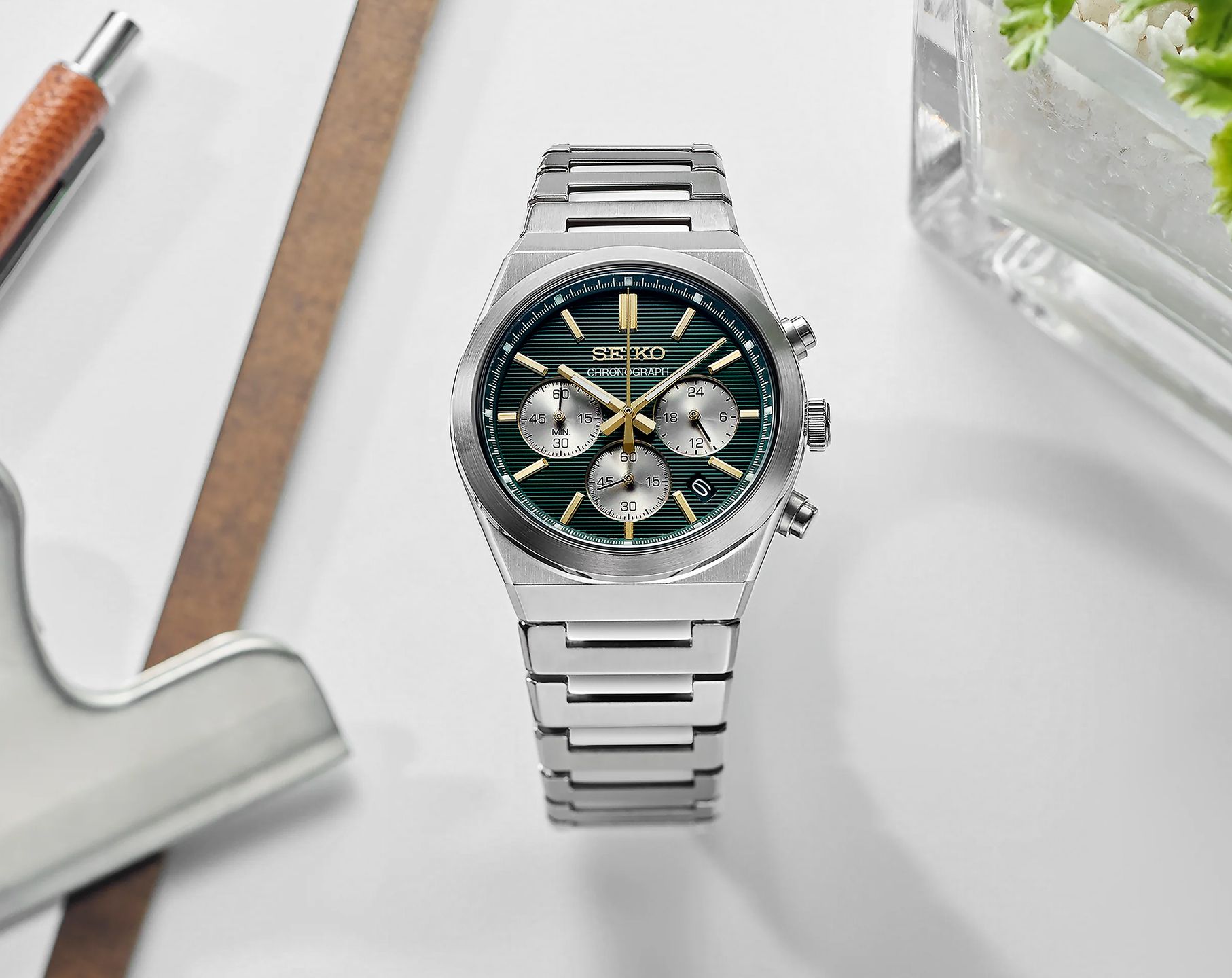 Seiko Sport Chronograph Quartz Green Dial Stainless Steel Watch (SSB461P1)