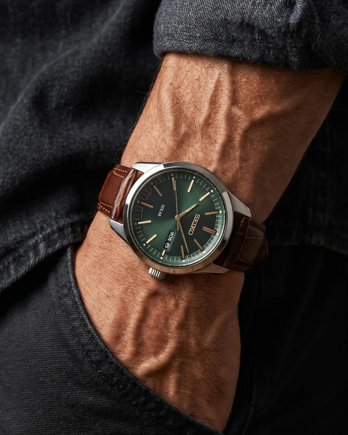 Seiko Solar Quartz 40mm Green Dial Steel Case Leather Strap Watch (SNE529P1)